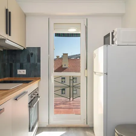Riverfront Apartment *