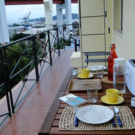 Apartment Riverfront Lissabon